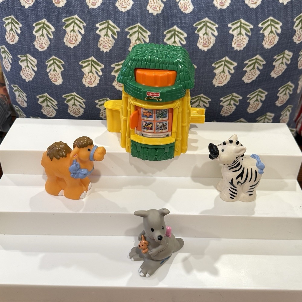 Fisher Price Little People Baby Zoo Animals Petting Zoo Zebra Kangaroo Camel '01
